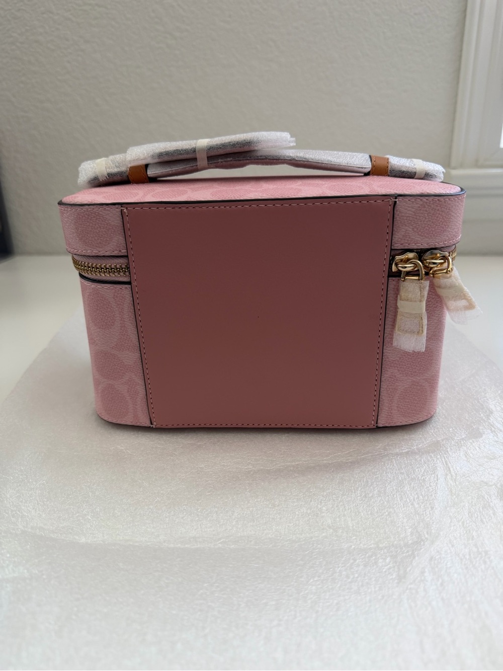 βSOLDβ Coach Powder Pink Cosmetic Case In Signature Canvas - Picture 6 of 8